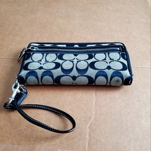 Black and Grey Wristlet